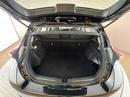 Toyota Auris LX17KXH