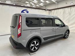 Ford Grand Tourneo Connect CN22PDZ