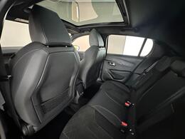 Peugeot E-208 EX71WCM