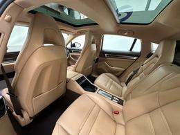 Porsche Panamera LA17VFV