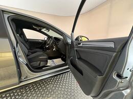 Volkswagen Golf SM69RDY