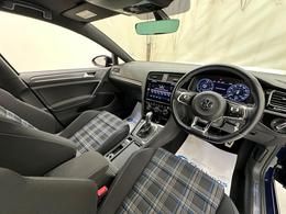 Volkswagen Golf FA18XRE