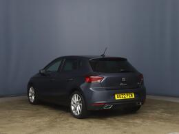 SEAT Ibiza AU22PZW