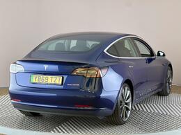 Tesla Model 3 YB69TZT