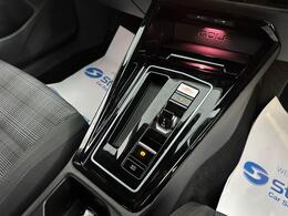 Volkswagen Golf MT72YYX