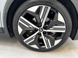 Renault Megane E-Tech YD73AFJ