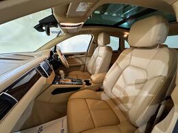 Porsche Macan AR16AEY
