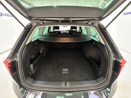 Volkswagen Passat YE70UZH