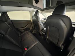 Tesla Model Y NL23XBN