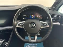 Volkswagen Touareg KY69UHS
