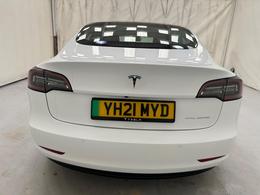 Tesla Model 3 YH21MYD