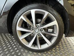 SEAT Leon LL72FWU