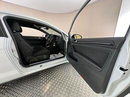 Volkswagen Golf FL69TNN