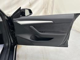 Tesla Model 3 GJ22FFE