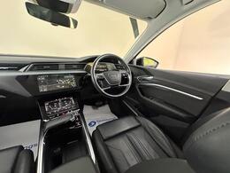 Audi e-tron RY21HHX