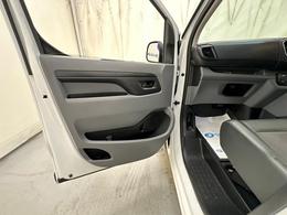 Vauxhall Vivaro DT70GHH