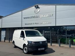 VOLKSWAGEN Transporter 