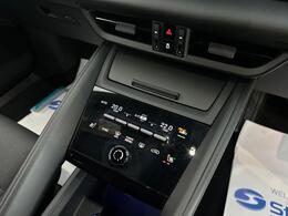 Porsche Macan FD74LXY