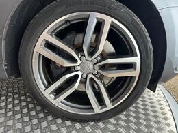 Audi SQ5 LD66WRR