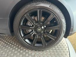 Land Rover Range Rover KV68HUY