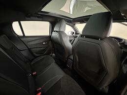 Peugeot E-208 EX71WCM