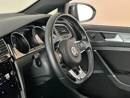 Volkswagen Golf SM69RDY