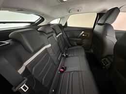 Citroen e-C4 YX71WAA