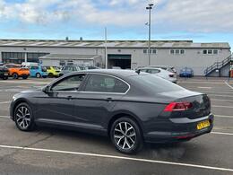 Volkswagen Passat YE70PYB