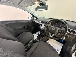 Vauxhall Corsa AJ18HYH