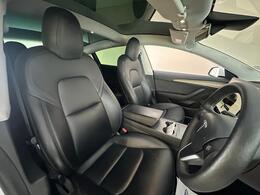 Tesla Model 3 AF72VNT