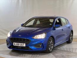 Ford Focus WJ68UUT
