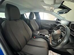 Peugeot E-208 SM71FXD