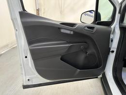 Ford Transit Courier EN66BNY