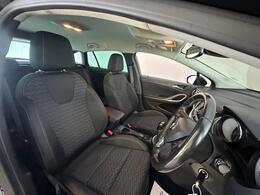 Vauxhall Astra DV68VUO