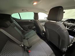 Vauxhall Astra VU20ZNC