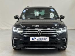 Volkswagen Tiguan RJ23FGX