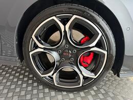 Volkswagen Golf AO25XUN