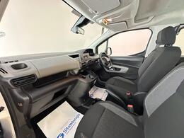 Peugeot Rifter CY68AYK