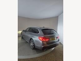 BMW 5 Series YK18JUW