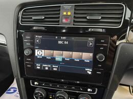 Volkswagen Golf YC68KGE