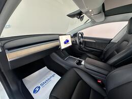 Tesla Model 3 AF72UXZ