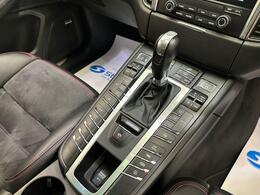 Porsche Macan WM66DZS