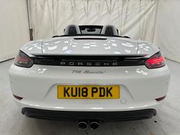 Porsche 718 Boxster KU18PDK