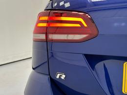 Volkswagen Golf YE70AZG