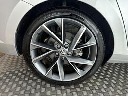 Skoda Superb OE67FTU