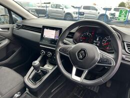 Renault Clio YC71OJA