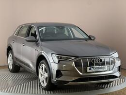 AUDI e-tron 