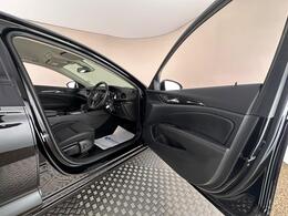 Vauxhall Insignia VN21XVA