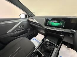 Vauxhall Astra SH24KNK