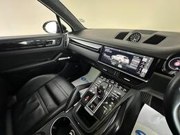 Porsche Cayenne SW69BKY